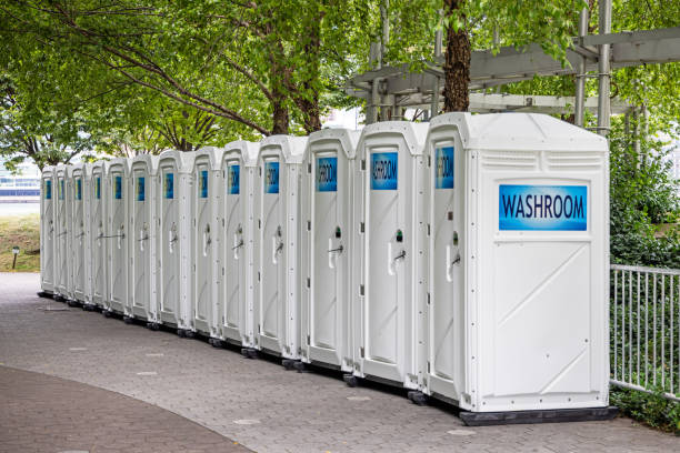 Portable Toilet Options We Offer in Southwest Sandhill, TX